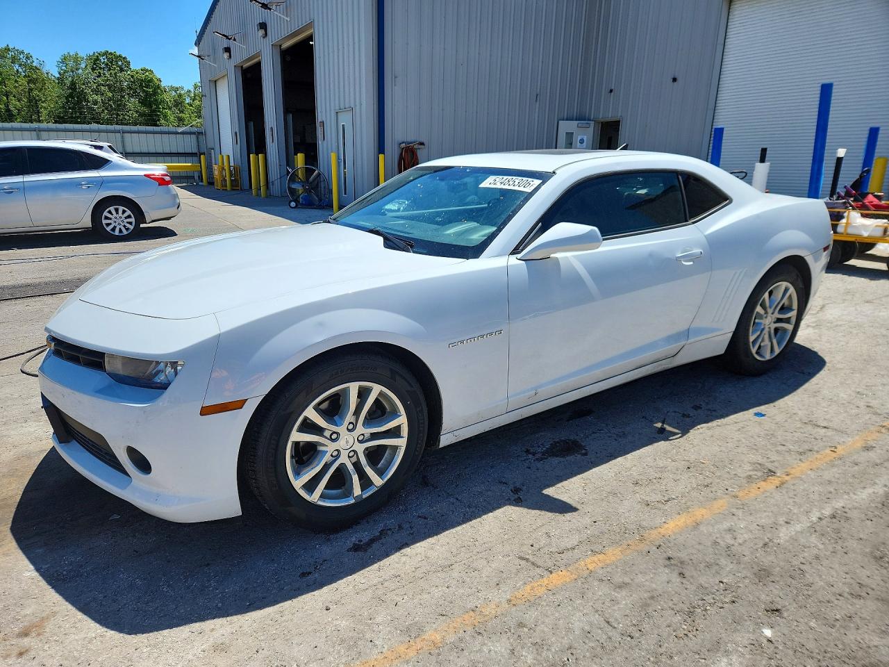 Salvage Chevrolet Camaro Image