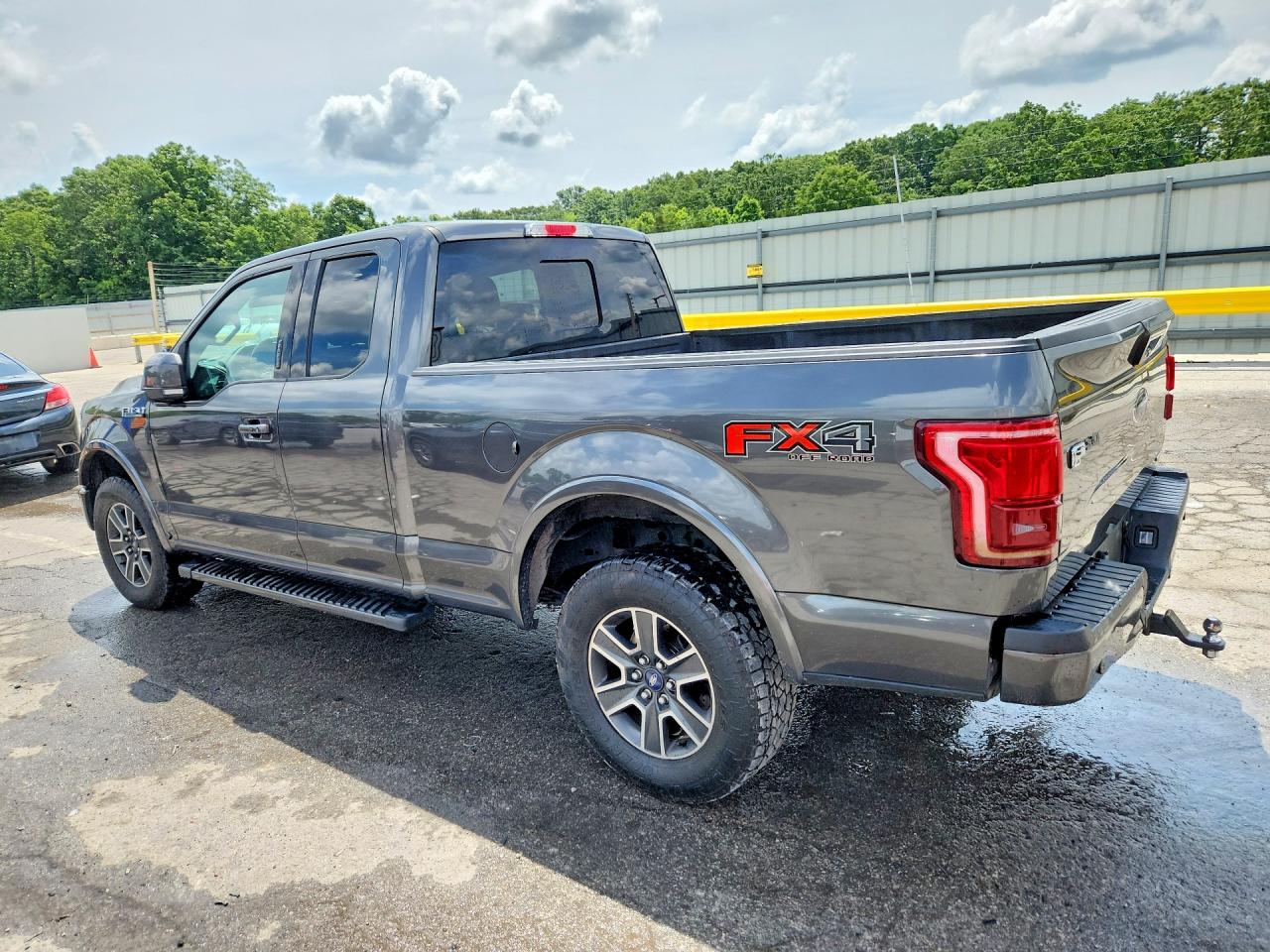 Ford F-150 Super Cab