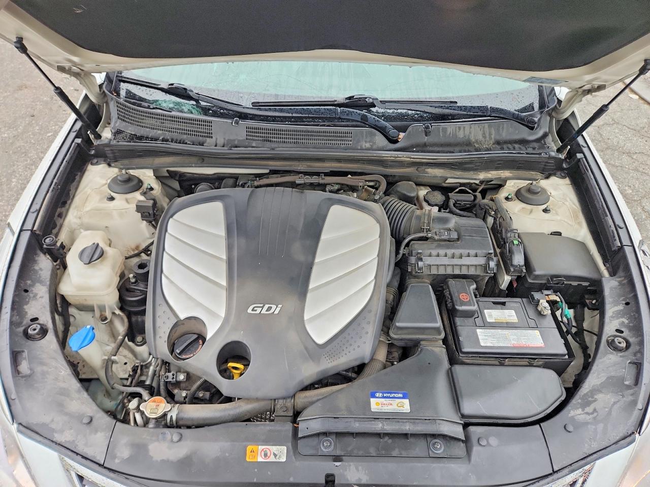 Hyundai Azera Base