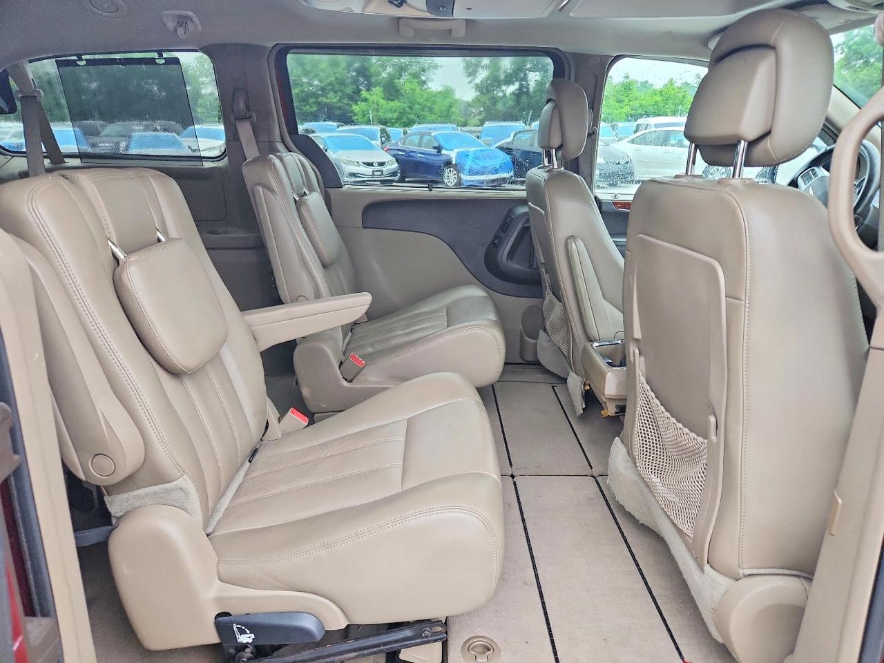 Chrysler Minivan Touring L