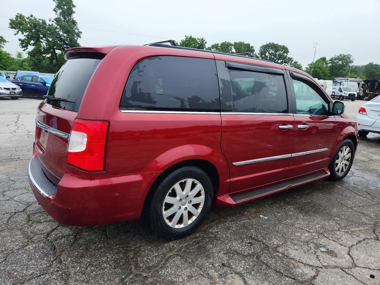 Chrysler Minivan Touring L