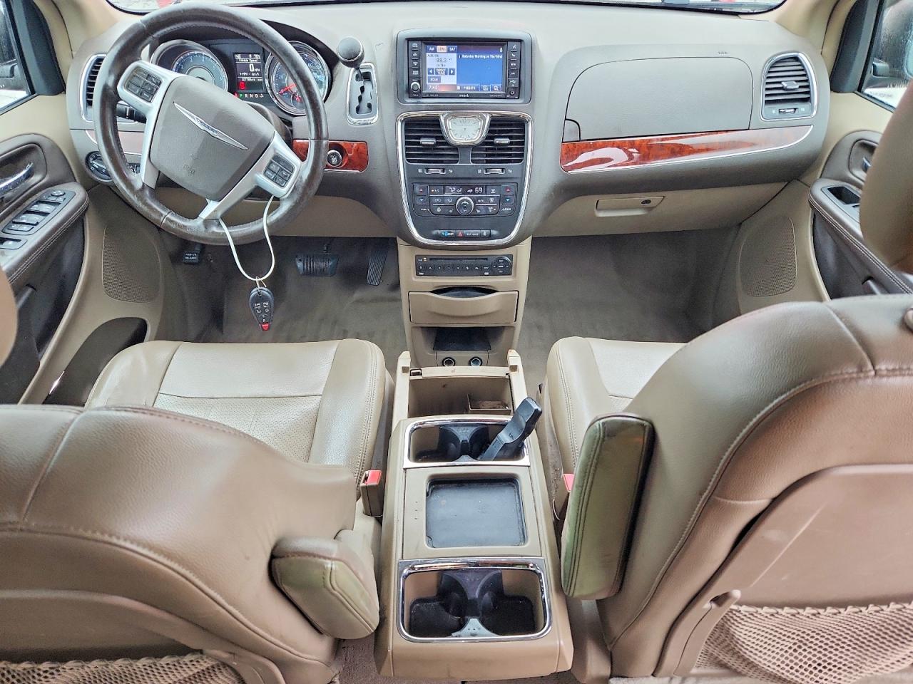 Chrysler Minivan Touring L