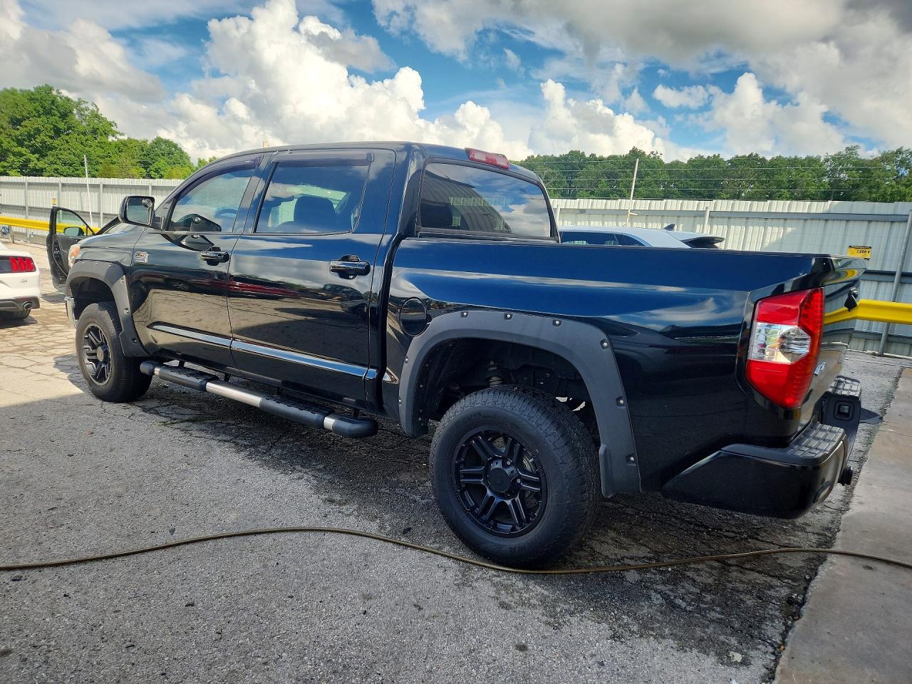 Toyota Tundra