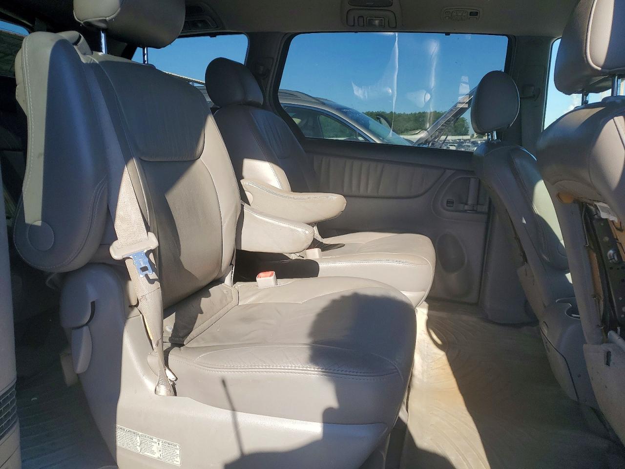 Toyota Sienna Xle