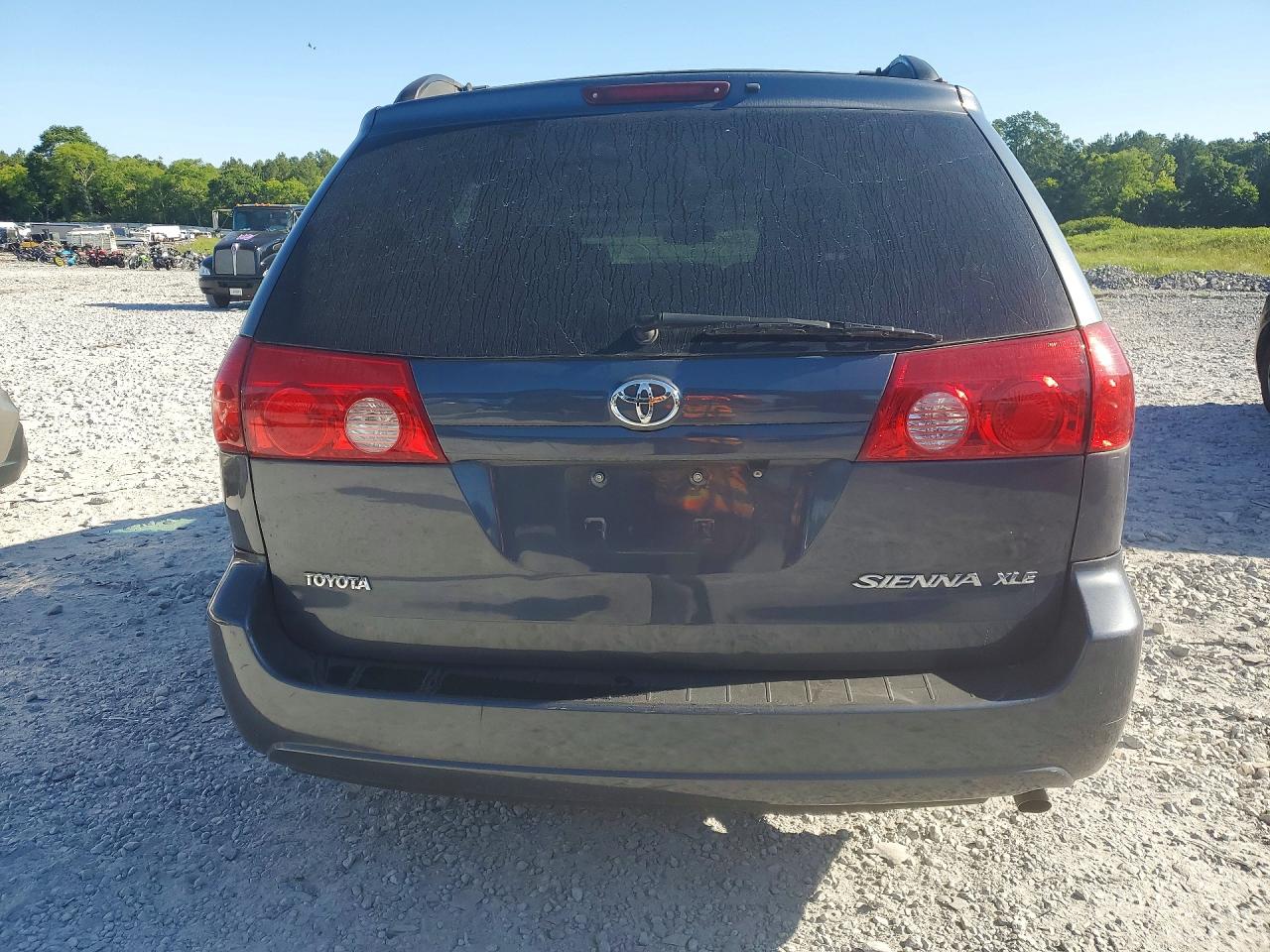 Toyota Sienna Xle