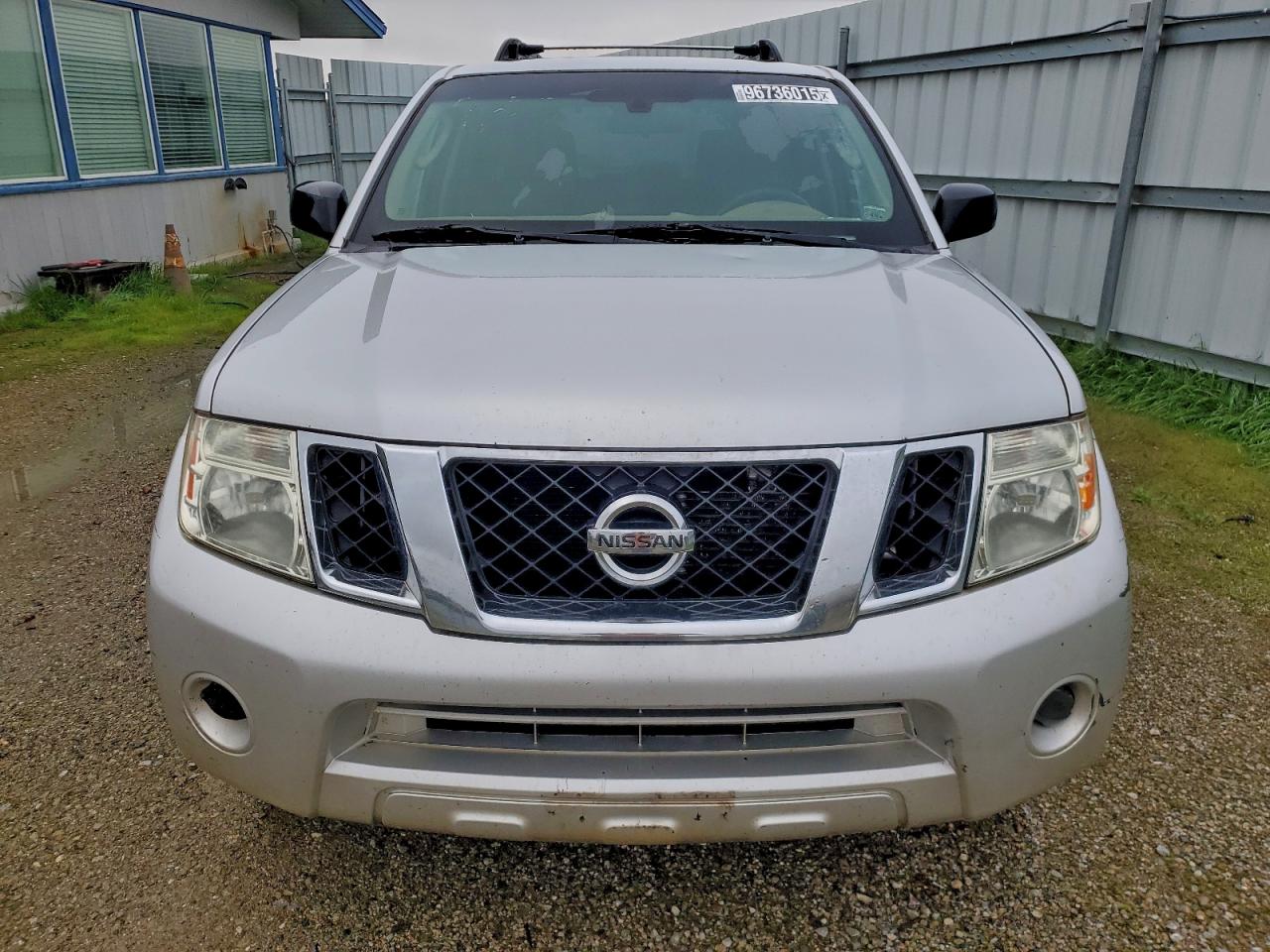 Nissan Pathfinder Sv