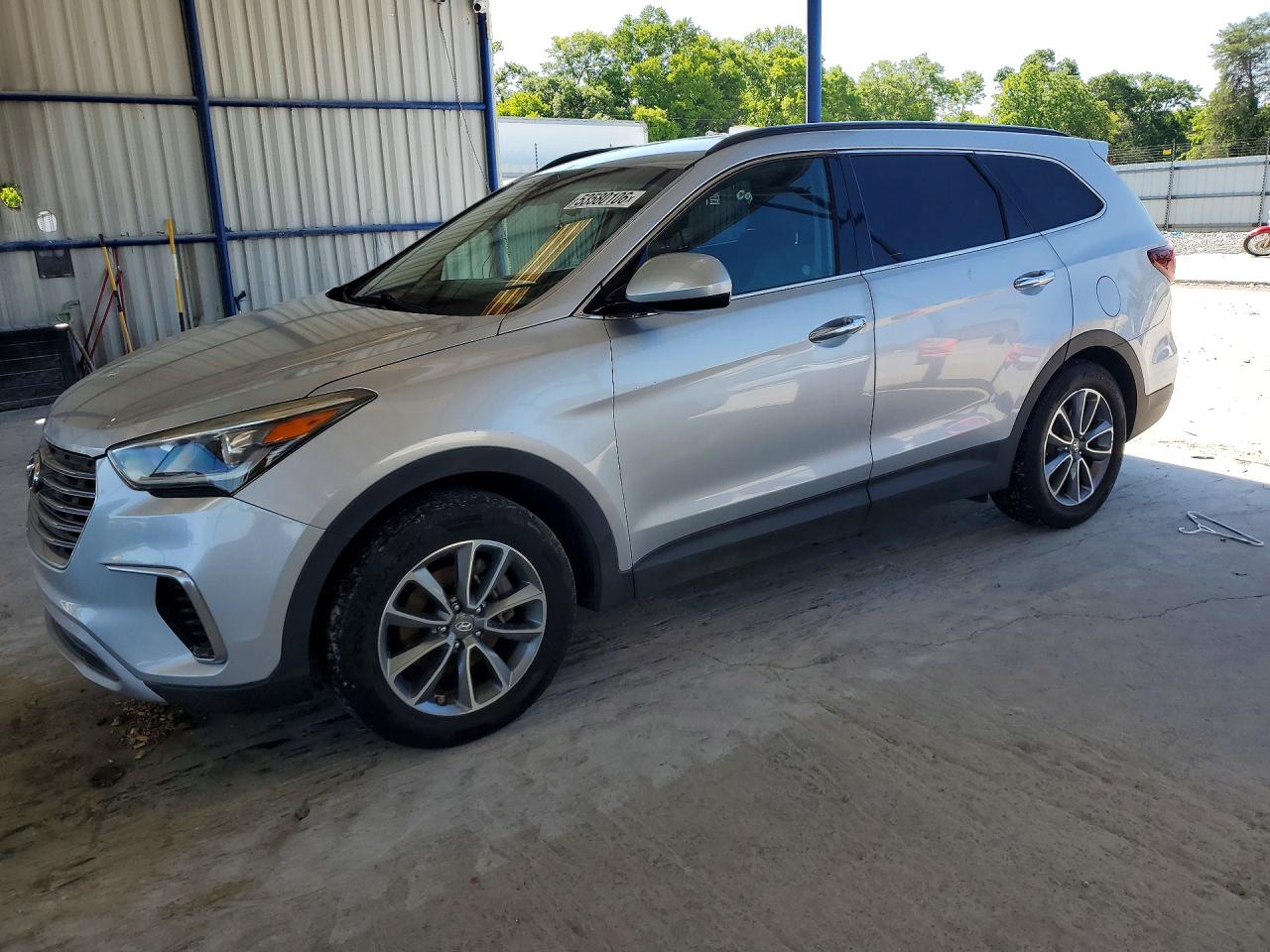 Salvage Hyundai SANTA FE Image