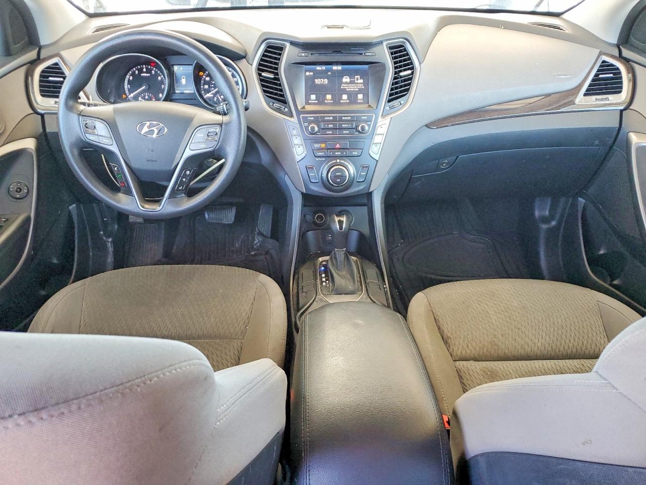 Hyundai SANTA FE Se