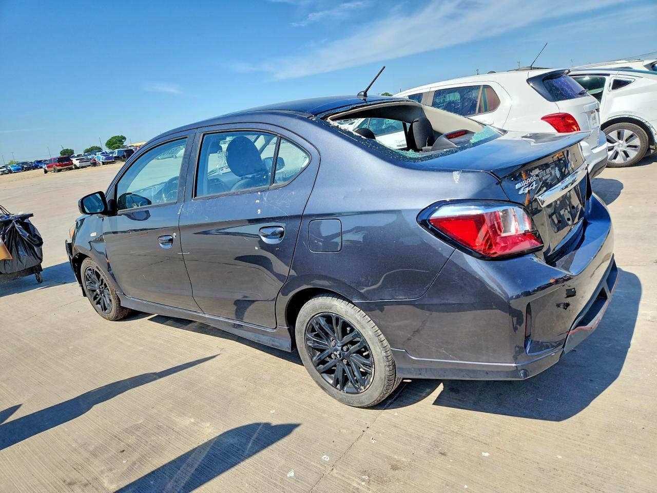 Mitsubishi Mirage G4 Es