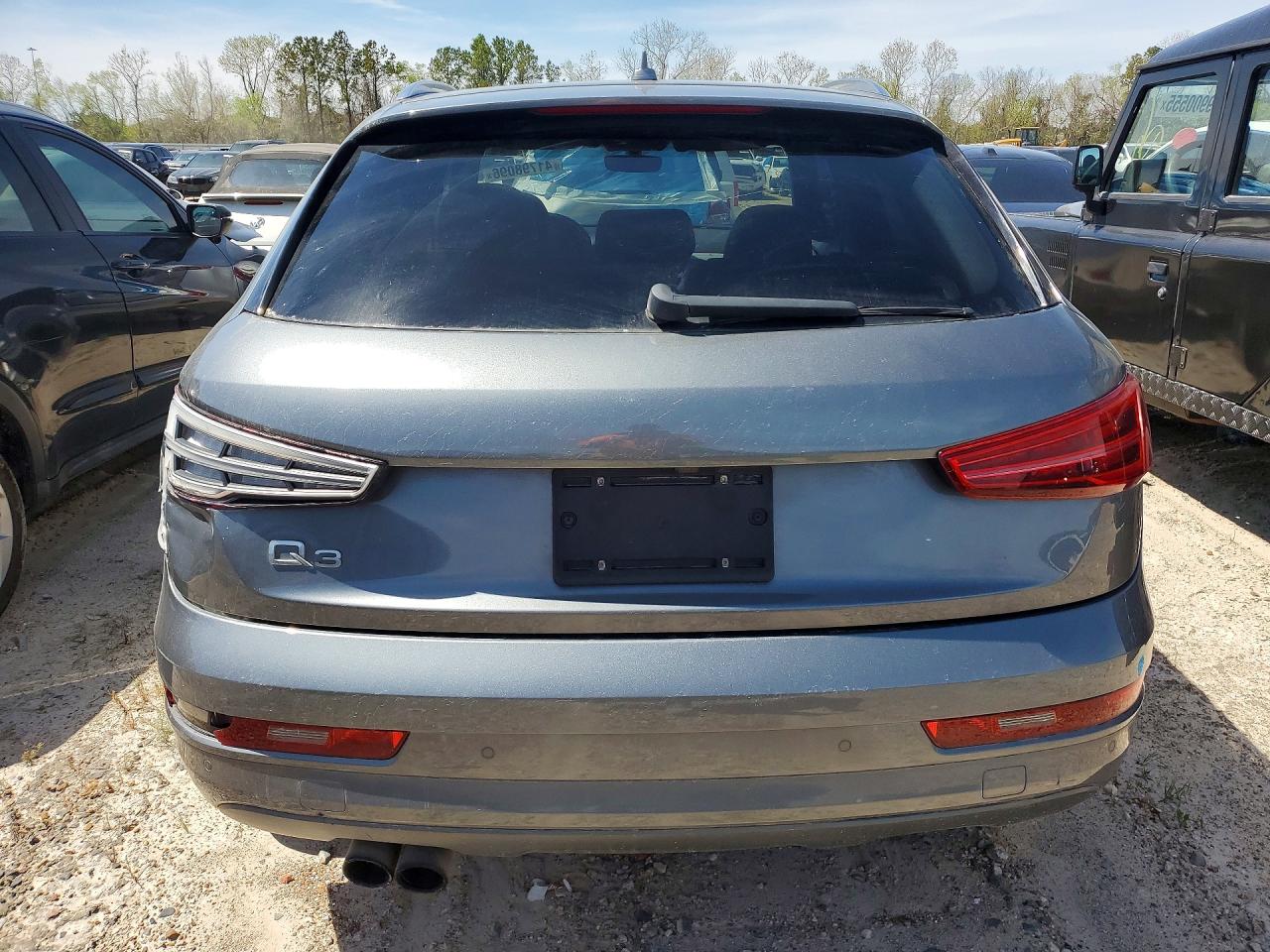 Audi Q3 Premium