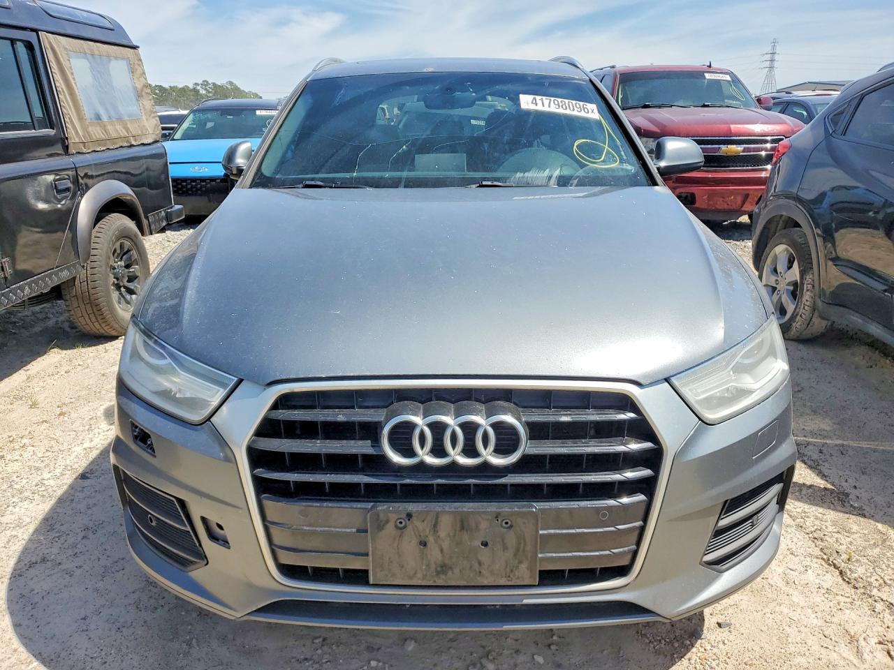 Audi Q3 Premium