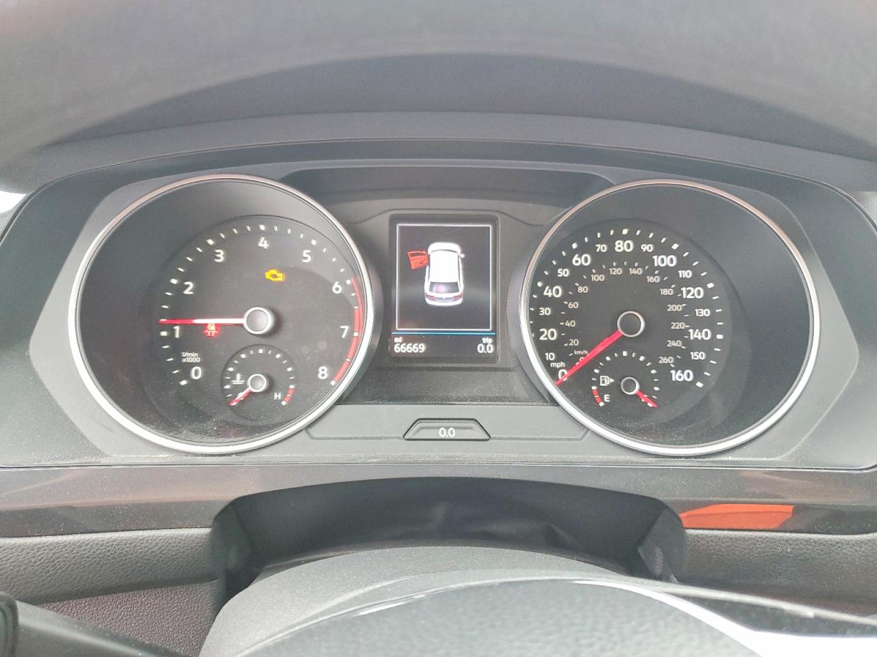 Volkswagen Tiguan S