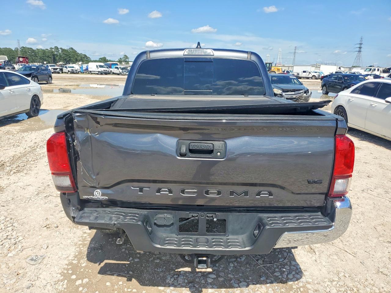 Toyota Tacoma Sr5 V6