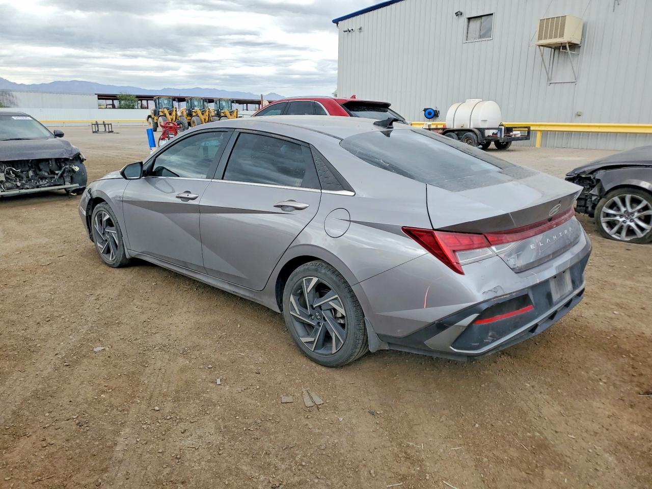 Hyundai ELANTRA Sel