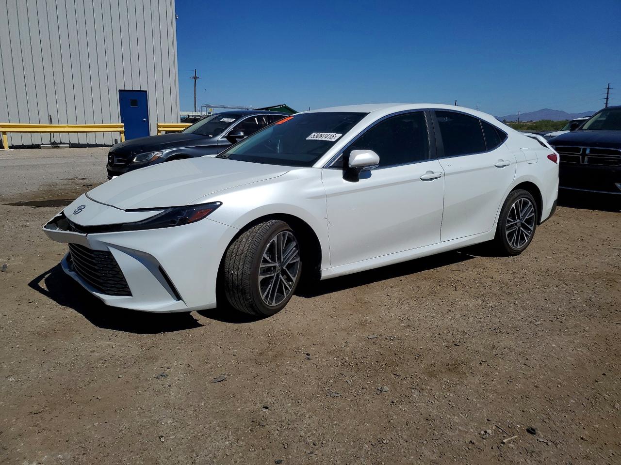 Salvage Toyota Camry Image