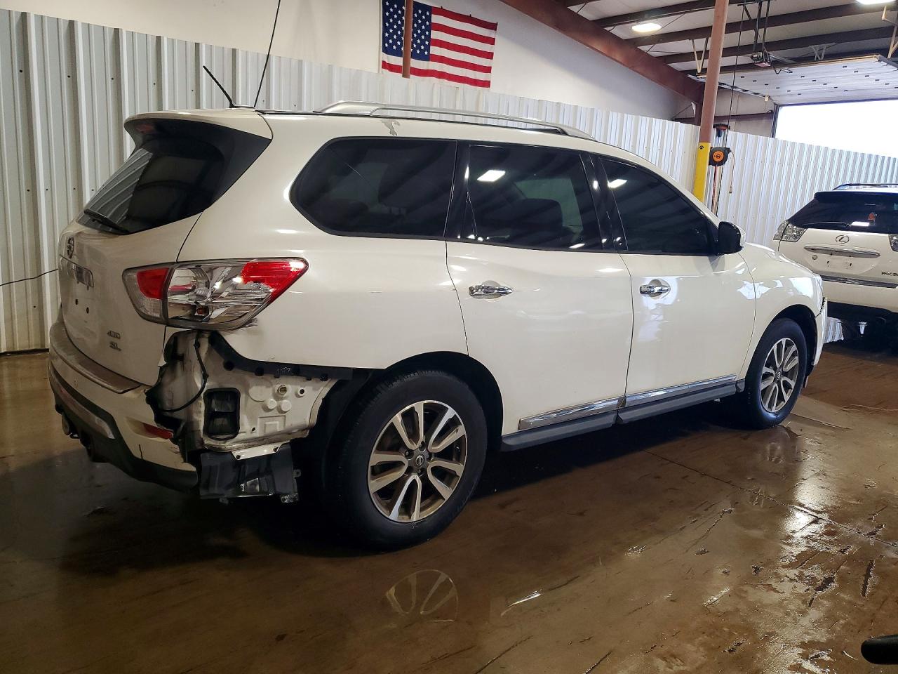 Nissan Pathfinder S