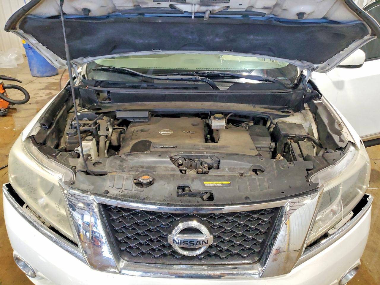 Nissan Pathfinder S
