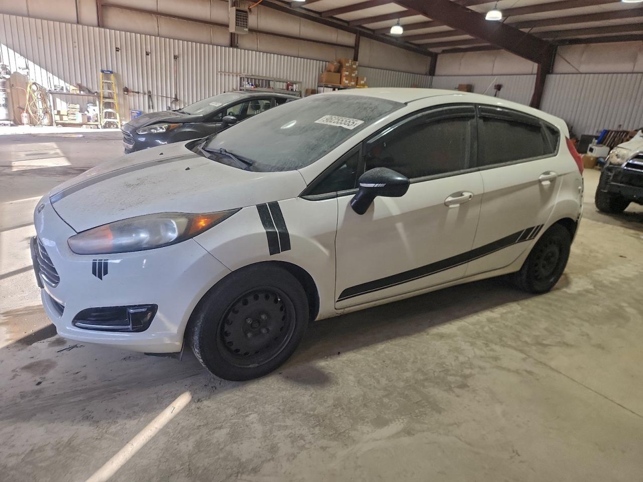 Salvage Ford Fiesta Image