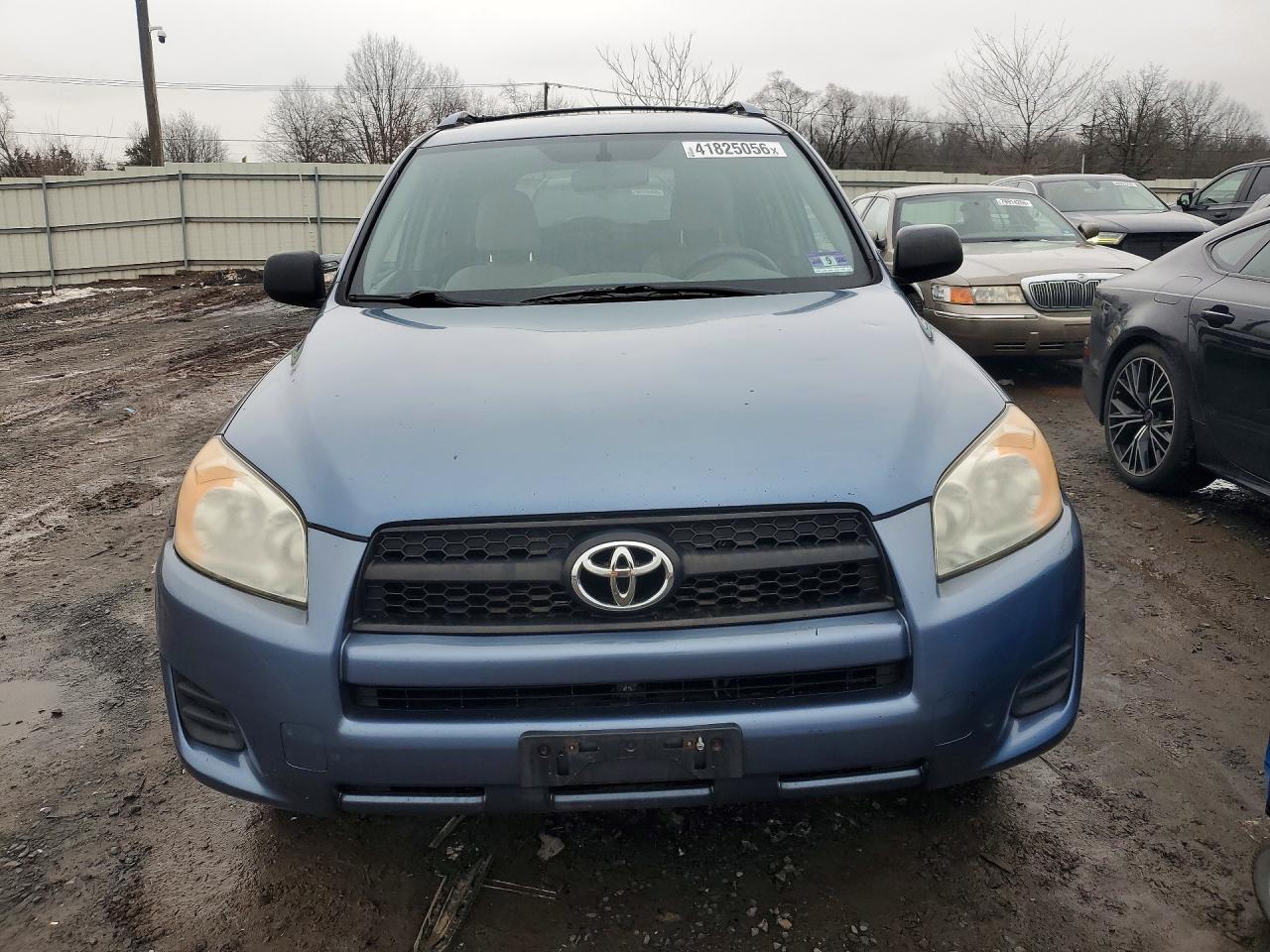 Toyota RAV4 Base