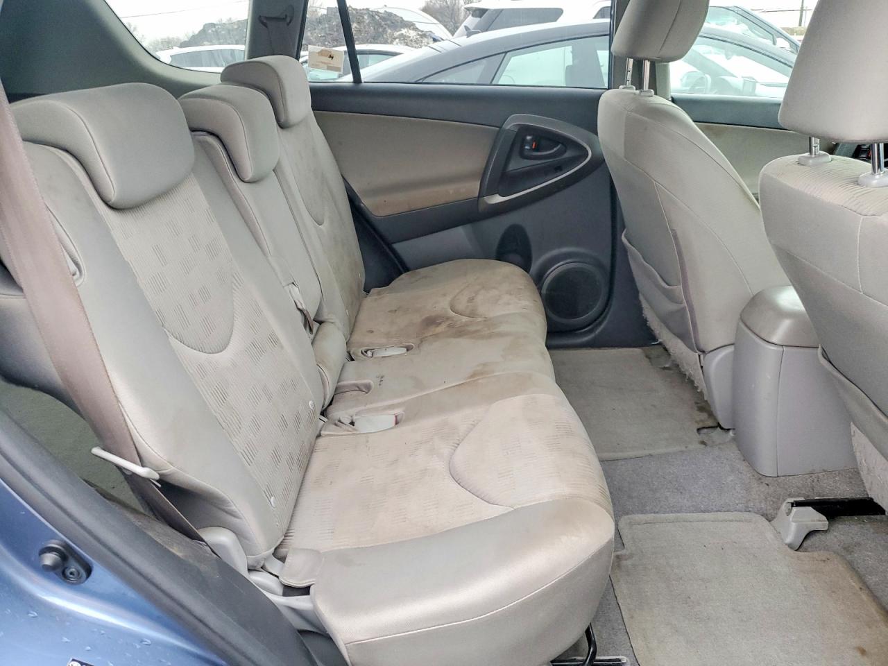 Toyota RAV4 Base