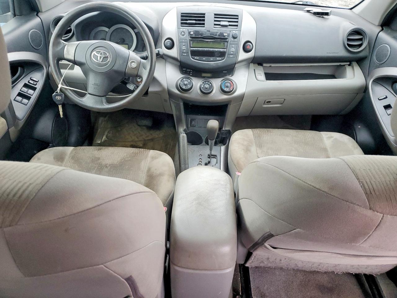 Toyota RAV4 Base