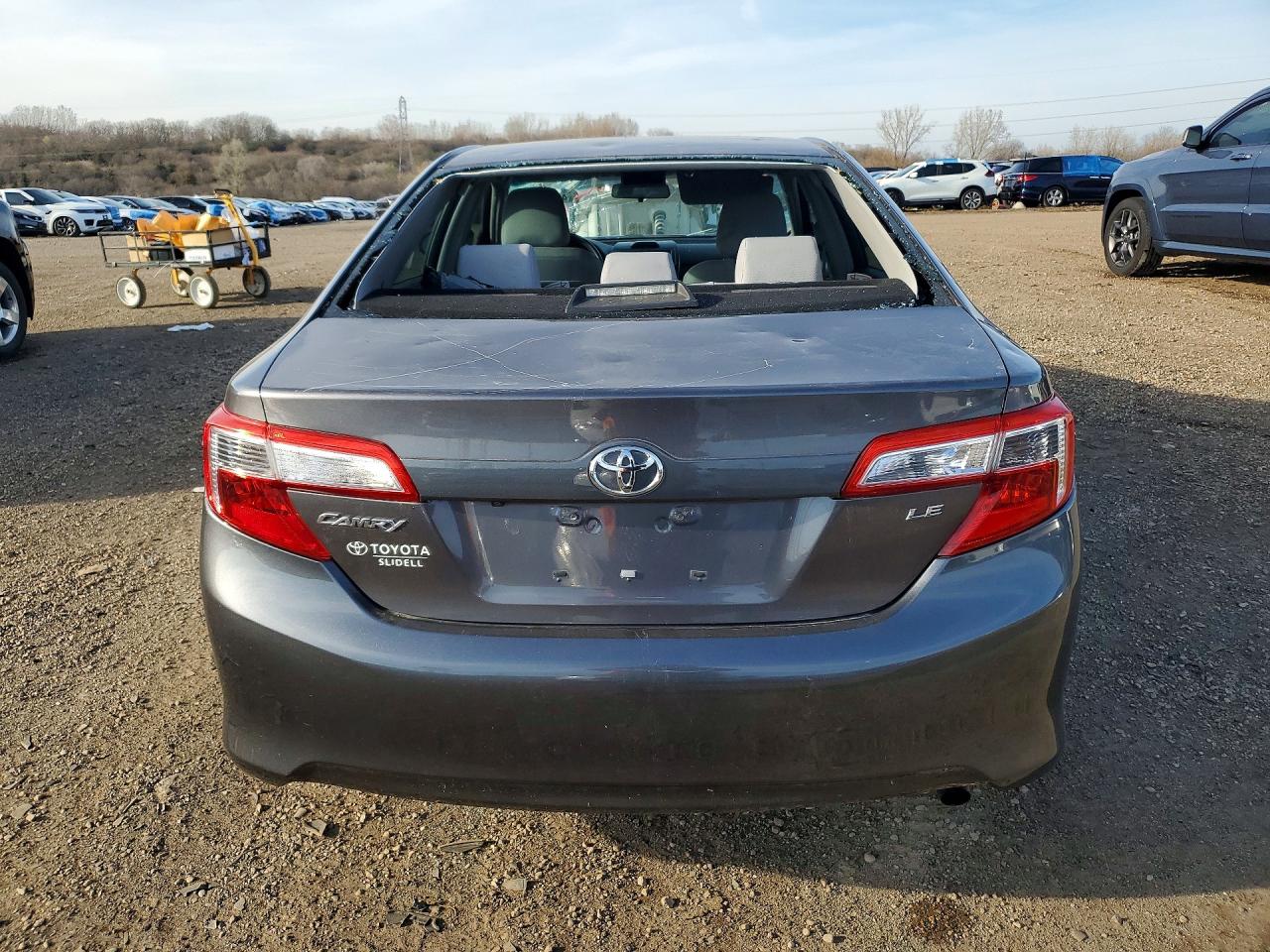 Toyota Camry Le