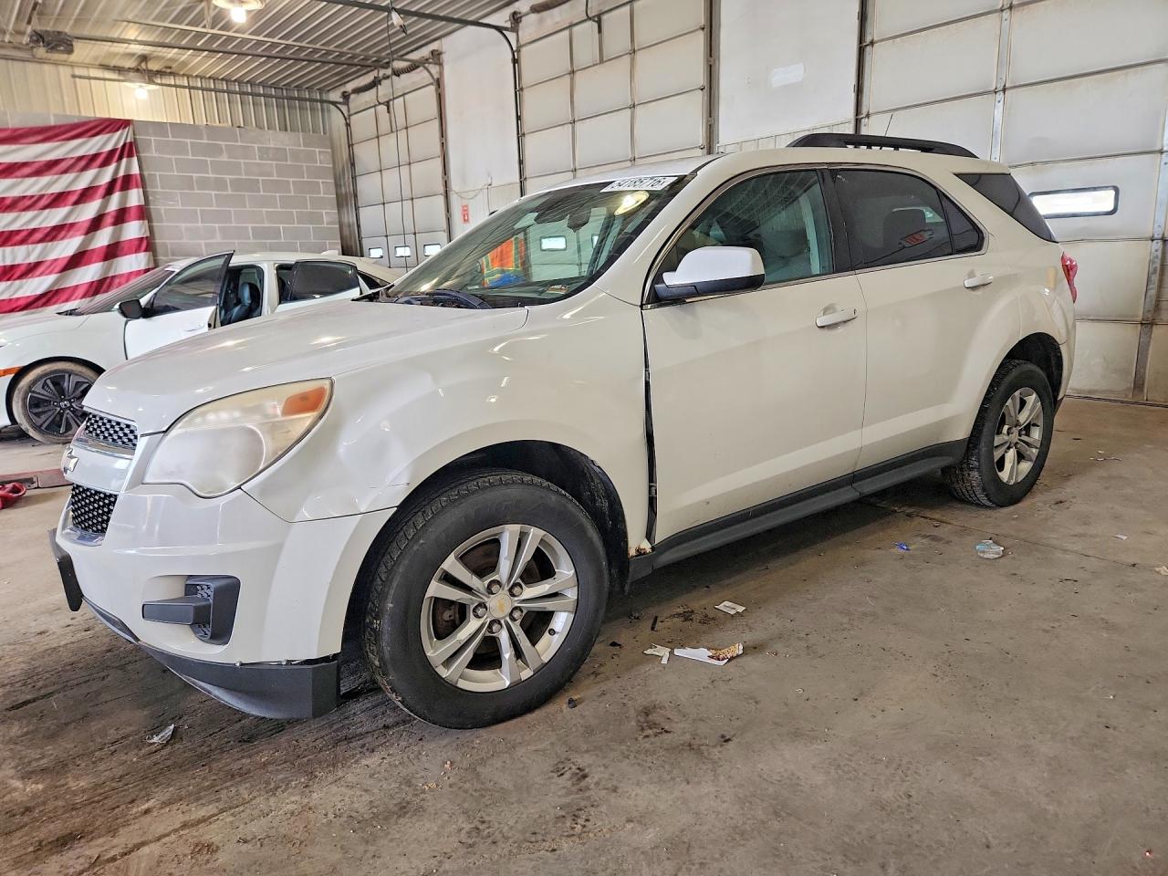 Salvage Chevrolet Equinox Image