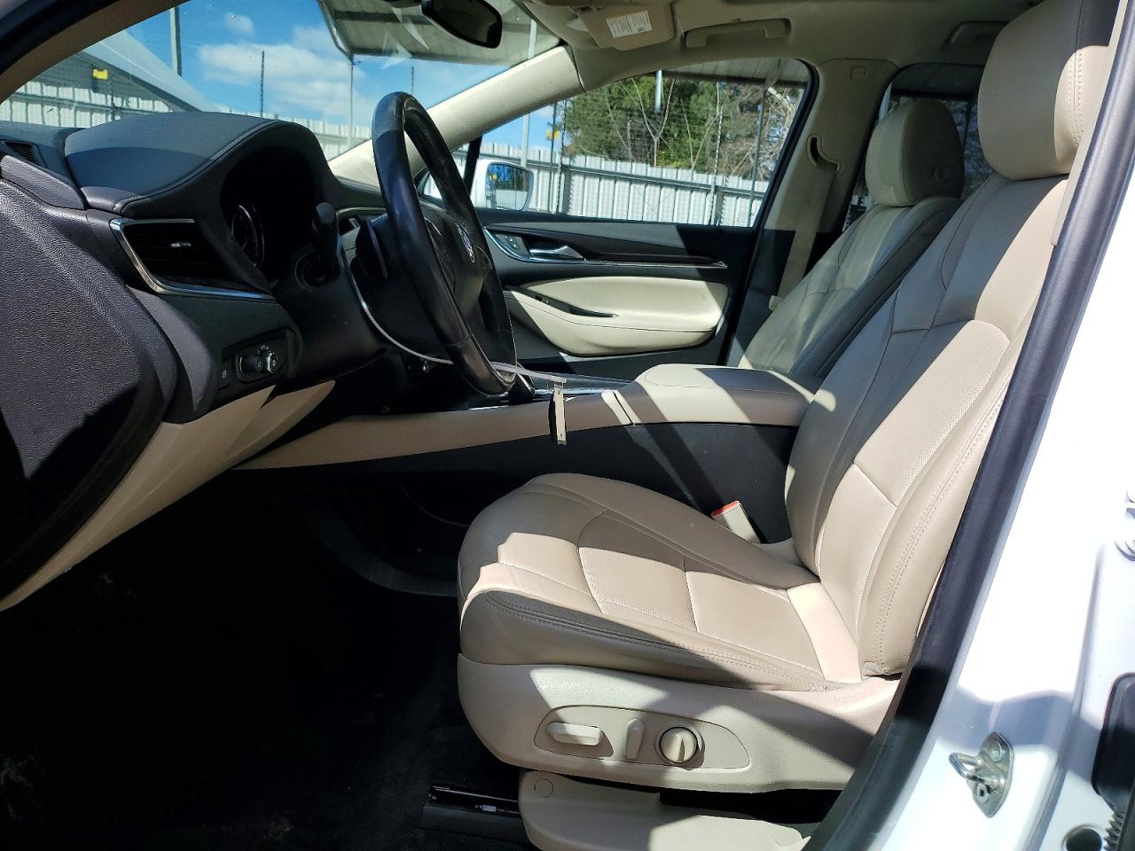 Buick Enclave Essence