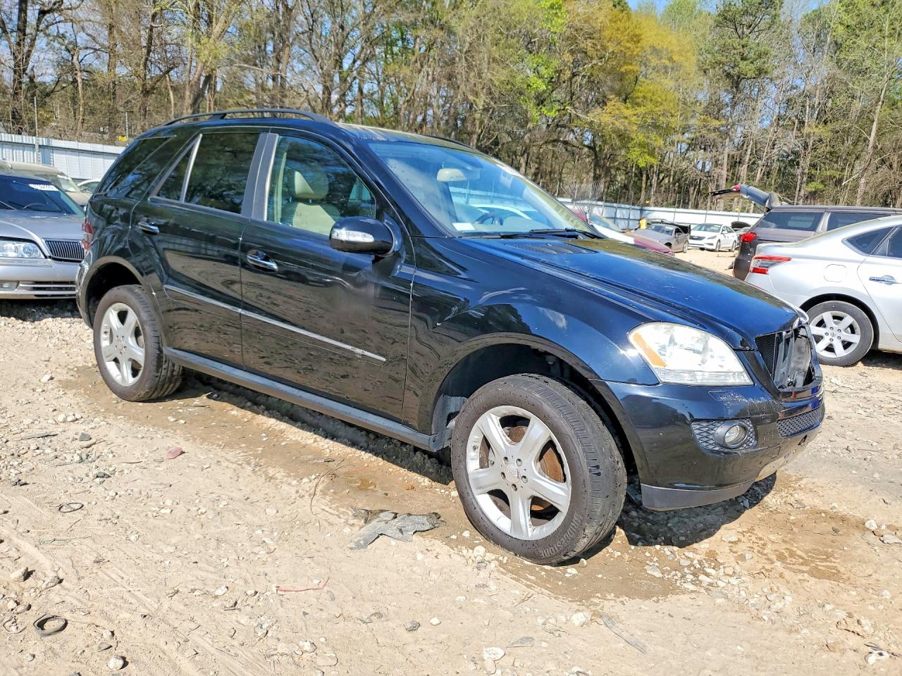 Mercedes-Benz M-Class 350