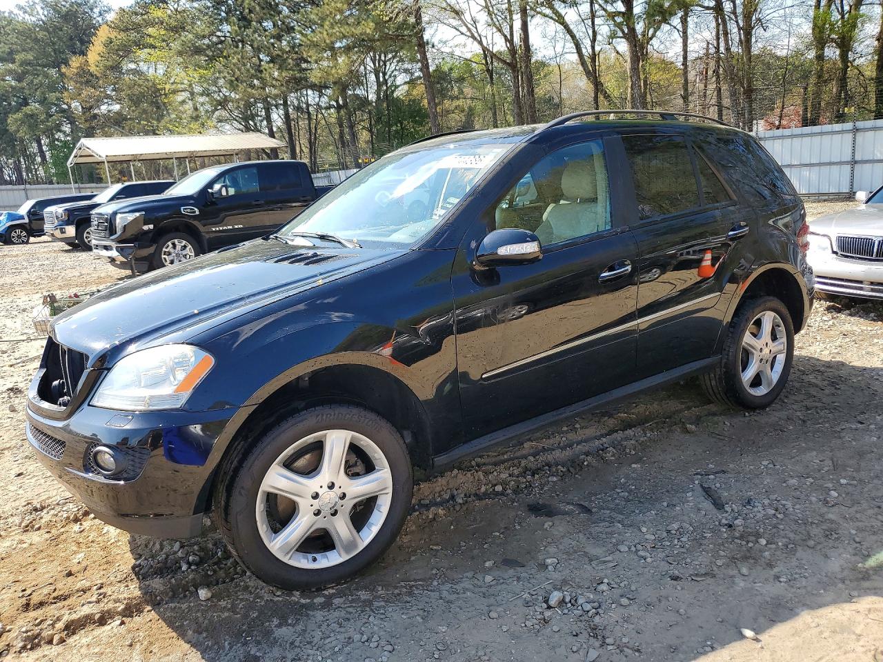 Salvage Mercedes-Benz M-Class Image