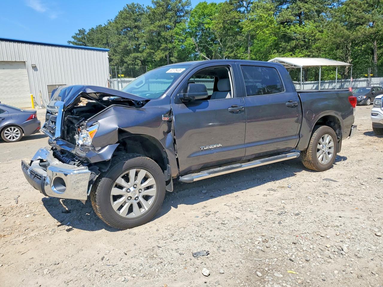 Salvage Toyota Tundra Image