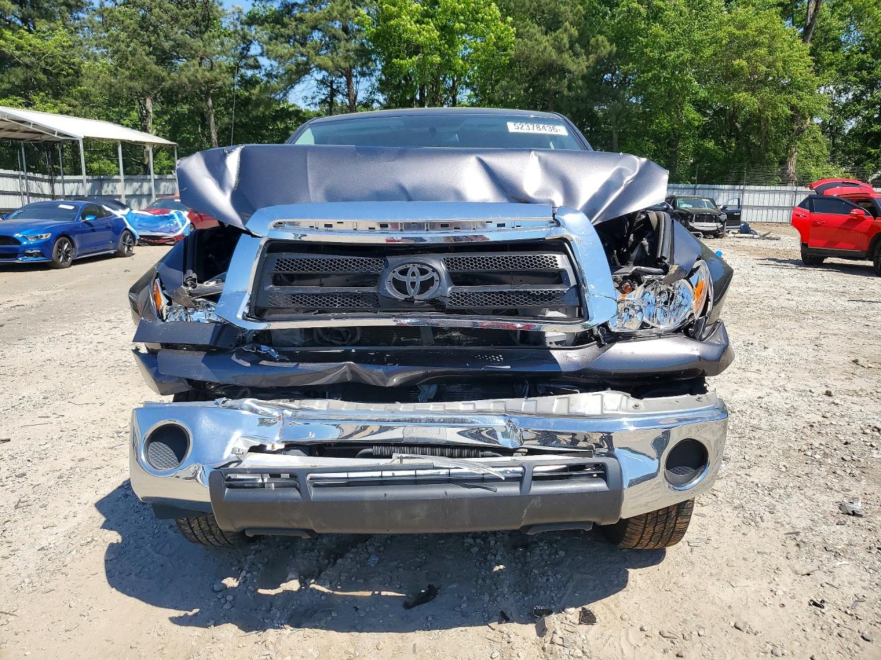 Toyota Tundra Crewmax Sr5