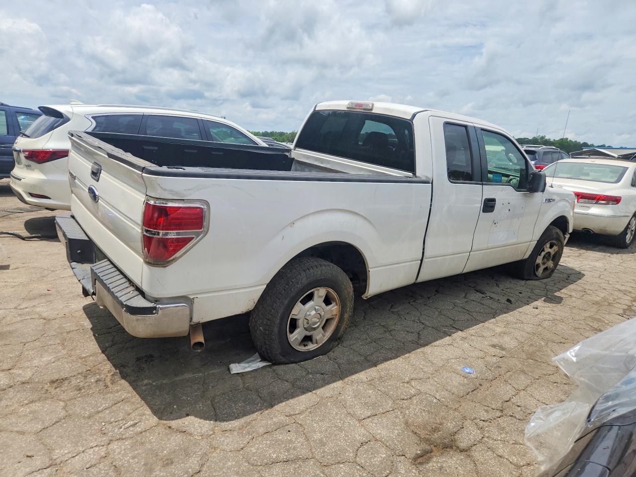 Ford F-150 Super Cab