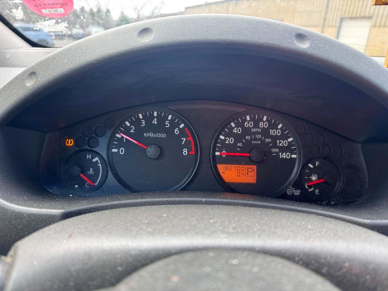 Nissan Frontier Xe
