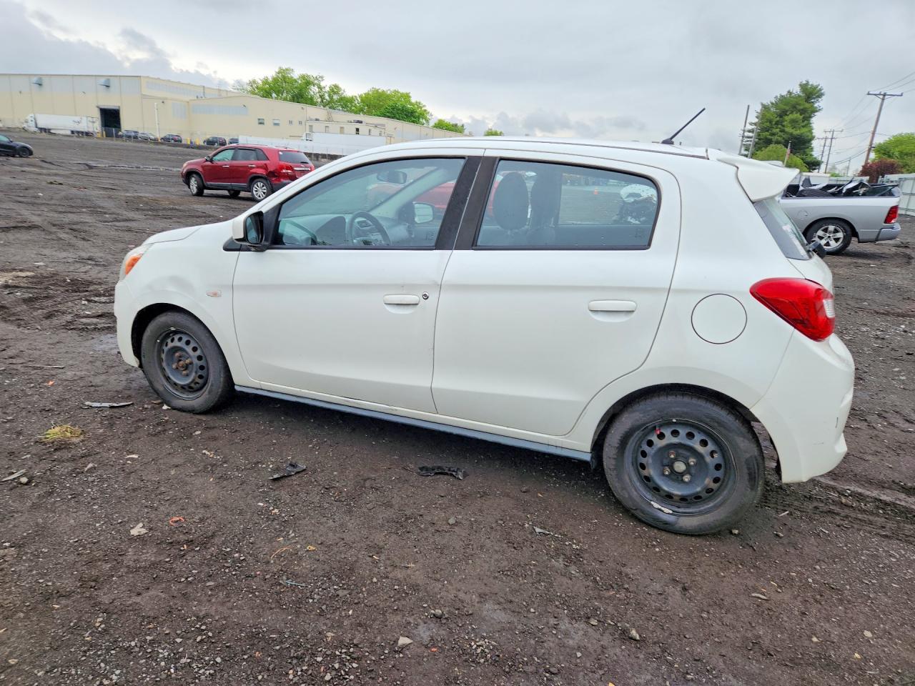 Mitsubishi Mirage Es
