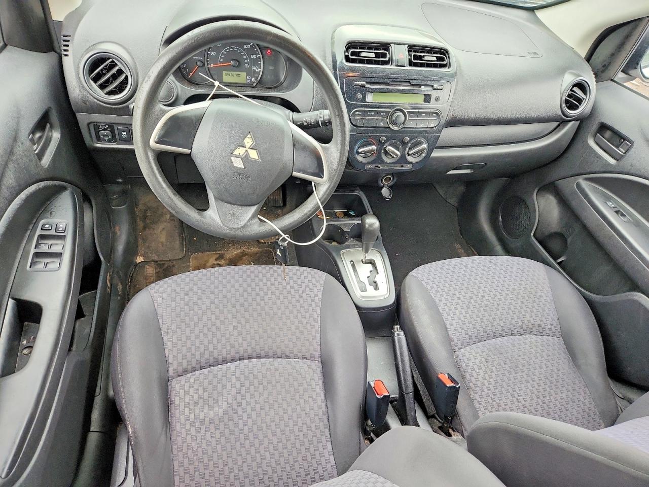 Mitsubishi Mirage Es