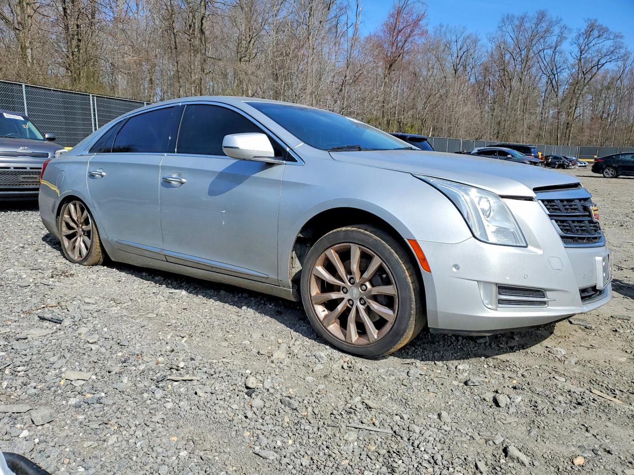 Cadillac XTS Luxury Collection