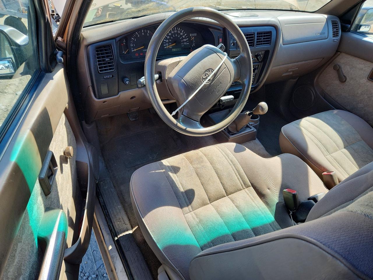 Toyota Tacoma Xtracab