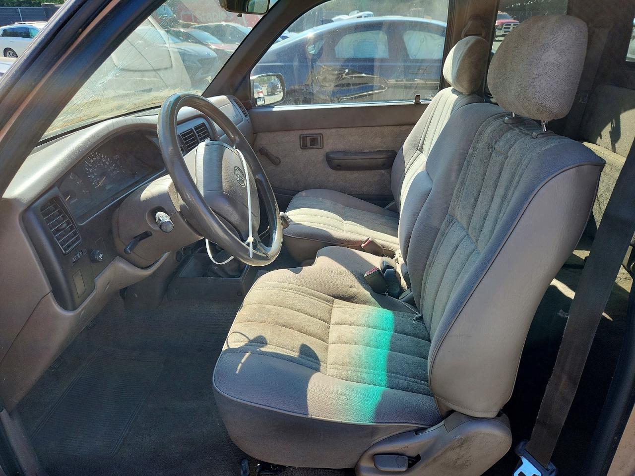 Toyota Tacoma Xtracab