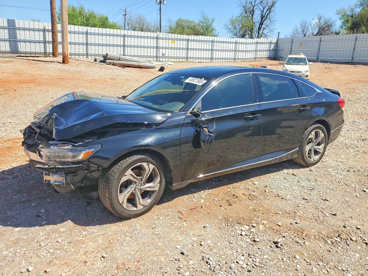 Salvage Honda Accord Image
