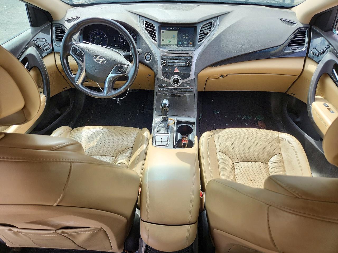 Hyundai Azera Base