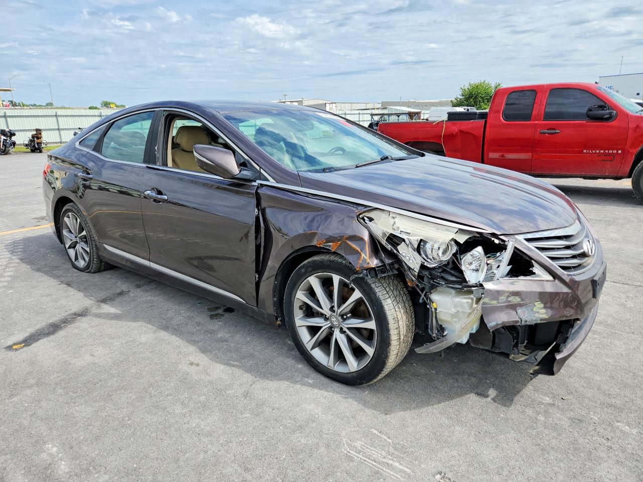Hyundai Azera Base