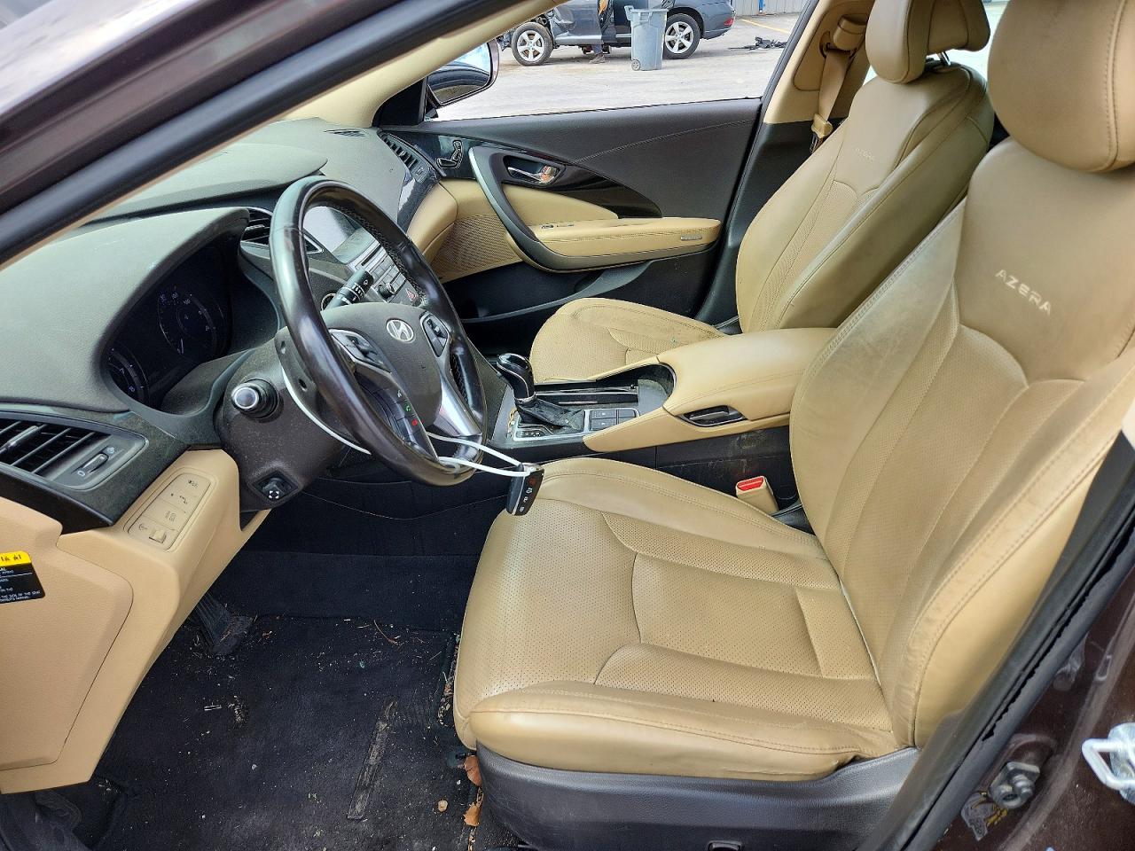 Hyundai Azera Base