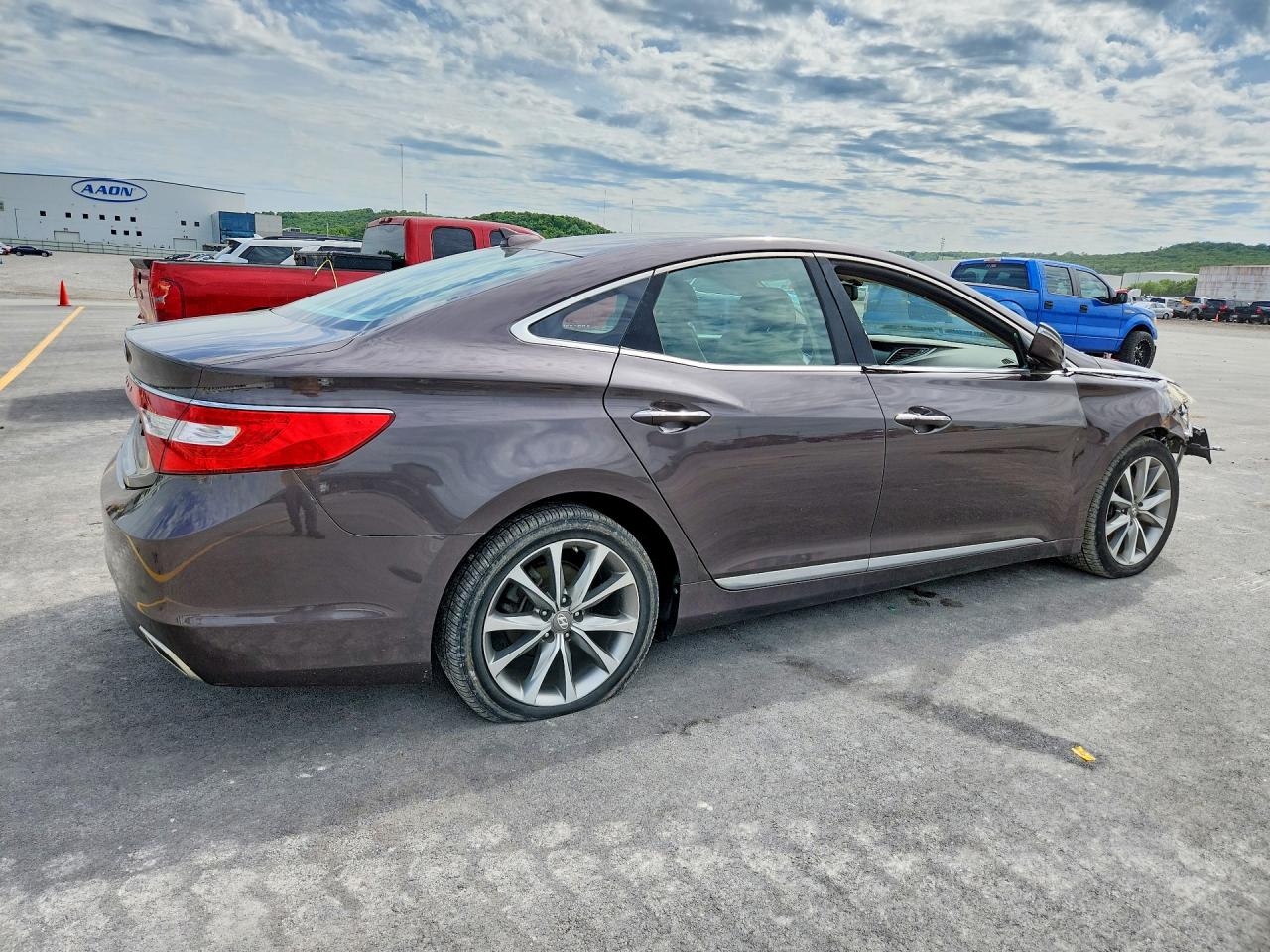 Hyundai Azera Base