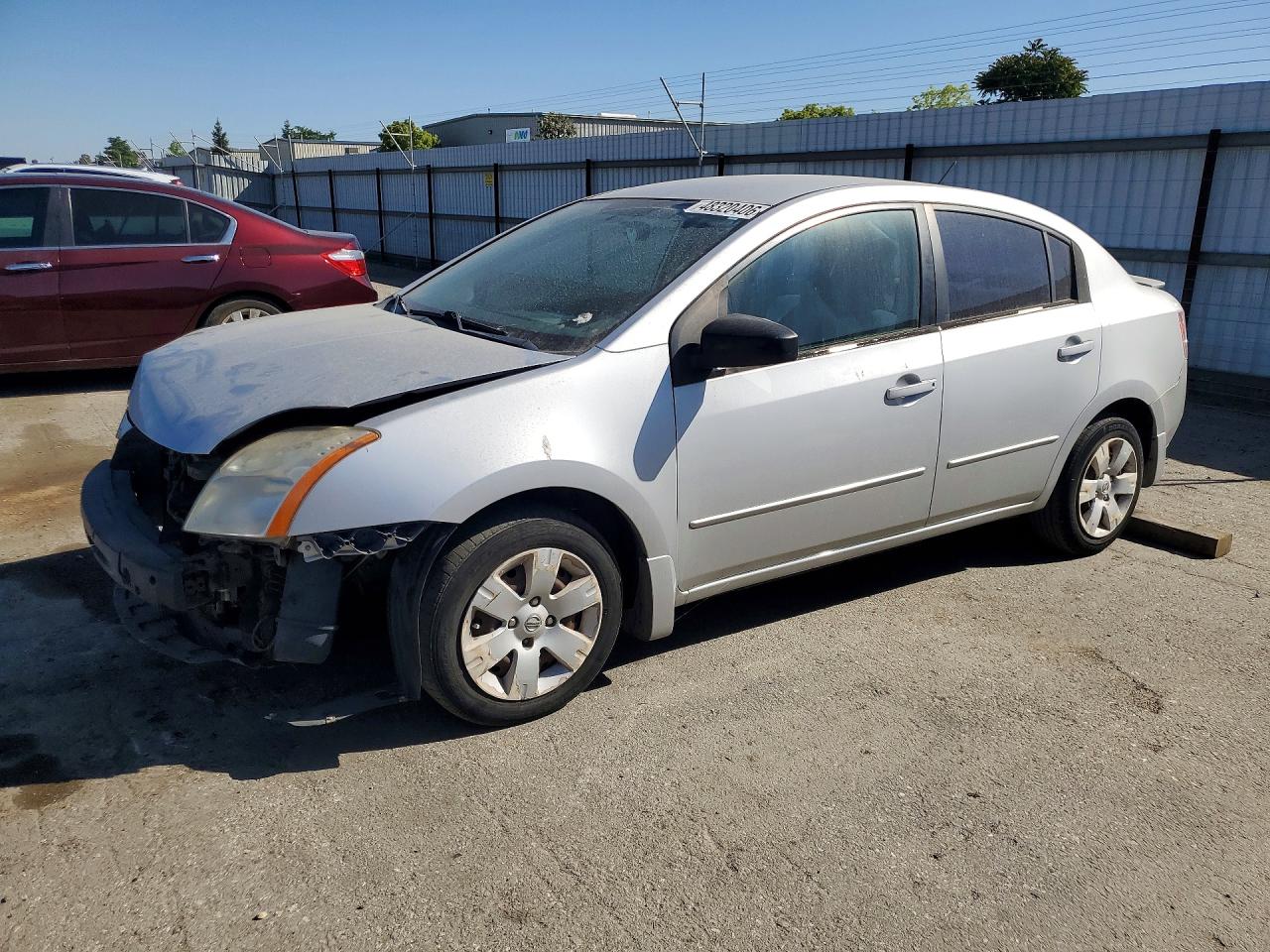 Salvage Nissan Sentra Image