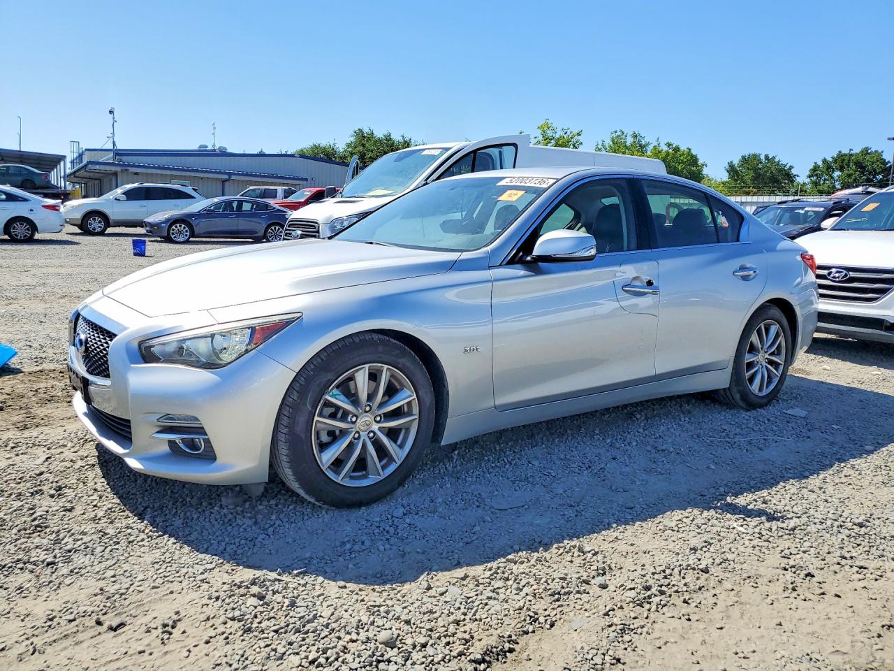 Salvage INFINITI Q50 Image