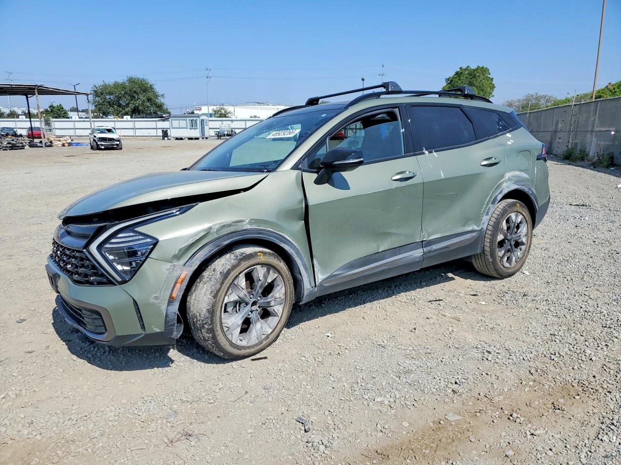 Salvage Kia Sportage Image