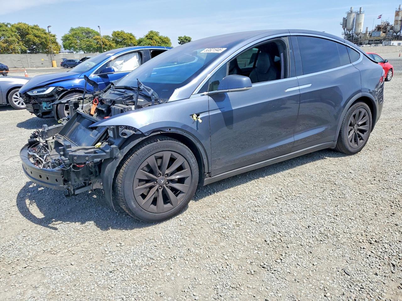 Salvage Tesla Model X Image