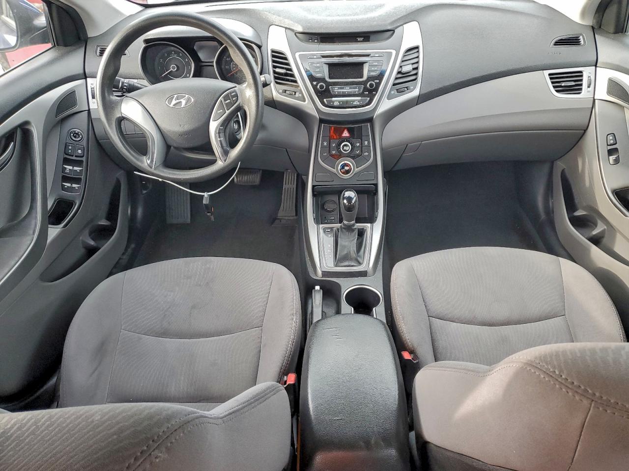 Hyundai ELANTRA Se