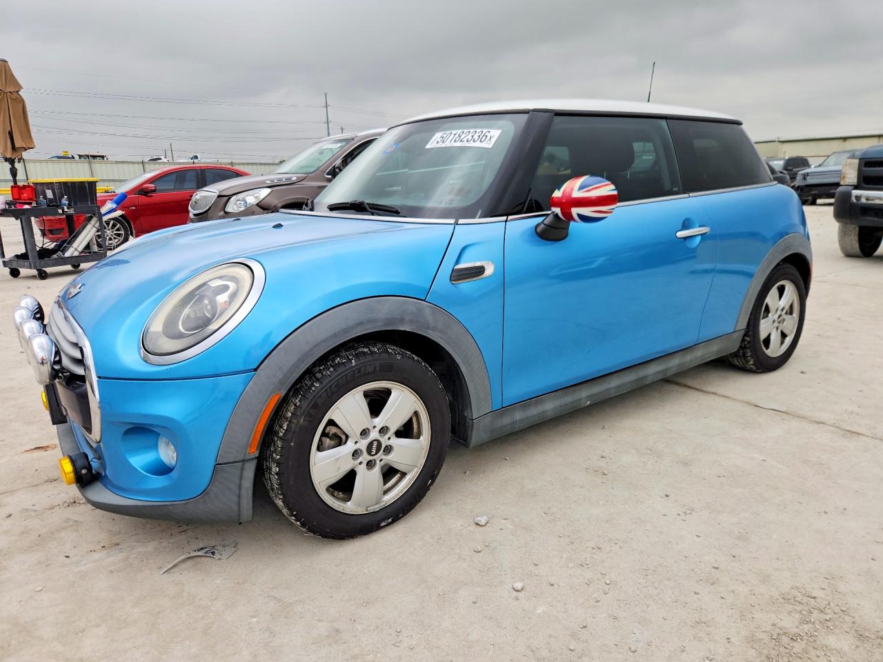 Salvage MINI Cooper Image
